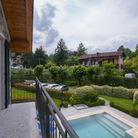 Tatil Evi Sleeps 5 Pool Air Con *